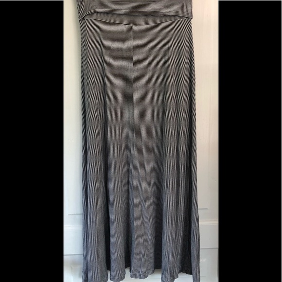 NWOT Gap Striped Maxi Skirt - Picture 2 of 3